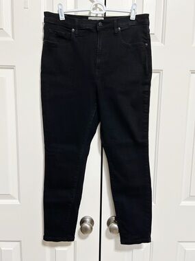 EVERLANE Black High-Rise Skinny Jeans Ankle 32 Mom Jeans Classic